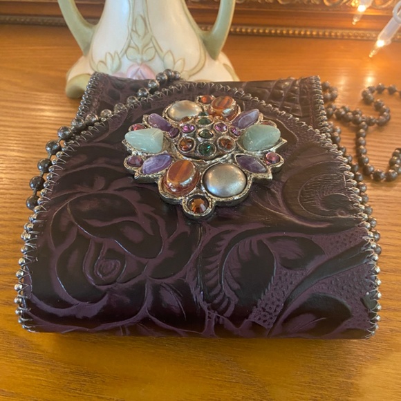 Lovely Leatherock Purple Croc Embossed Bag - Picture 5 of 13